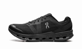 Cloudgo "Black/Eclipse" running in the rain