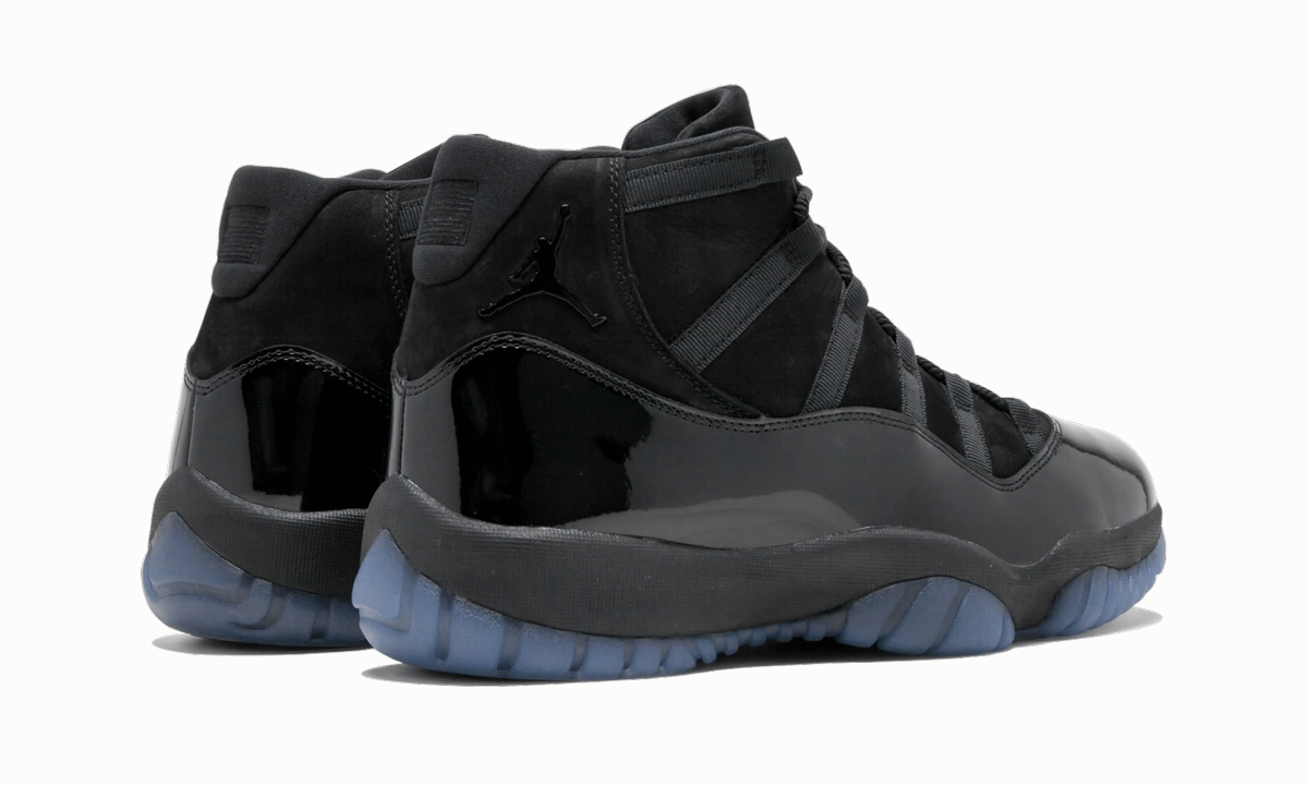 Air Jordan 11 Retro "Cap & Gown" attention - to - detail