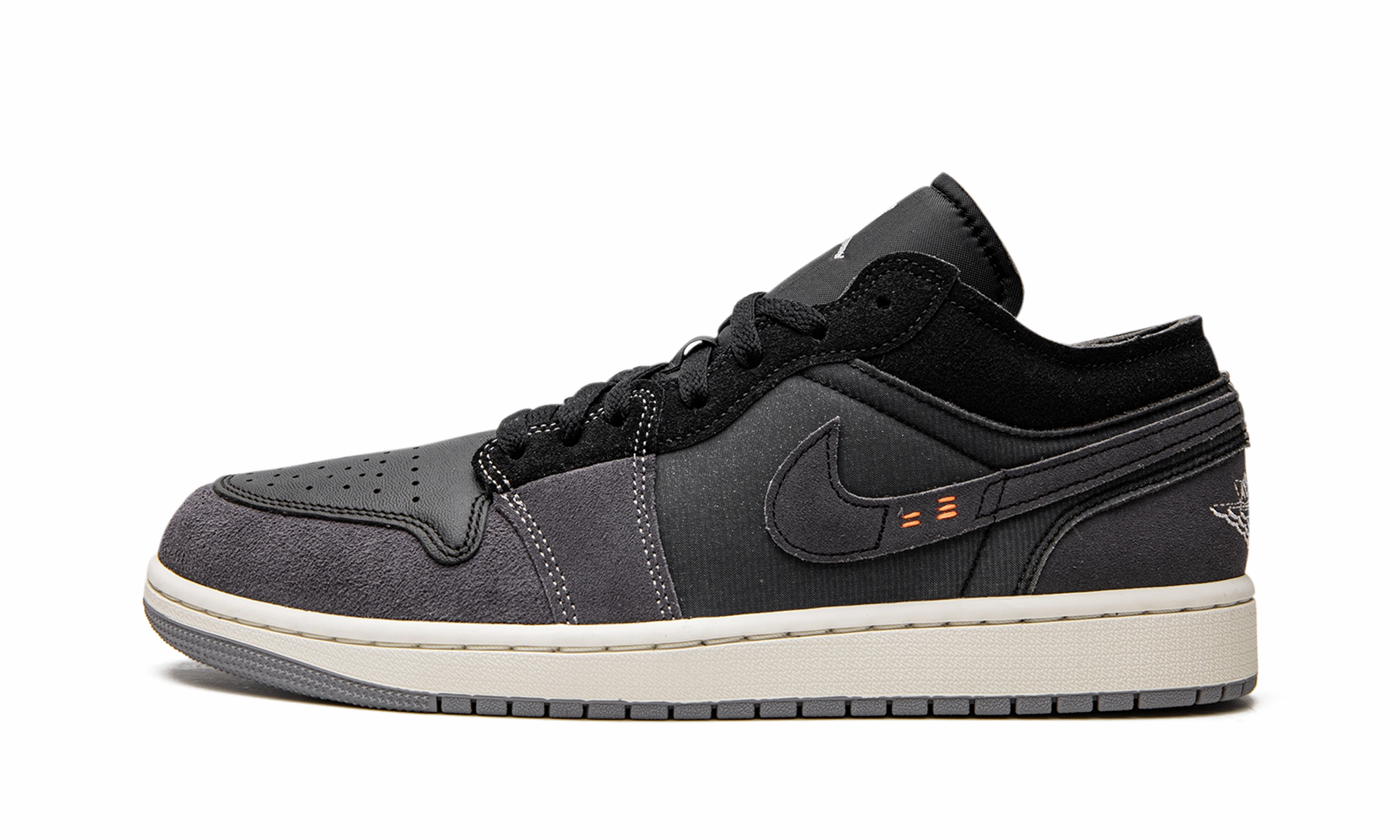 Air Jordan 1 Low SE Craft "Inside Out - Black" Total Fit Sophisticated traction