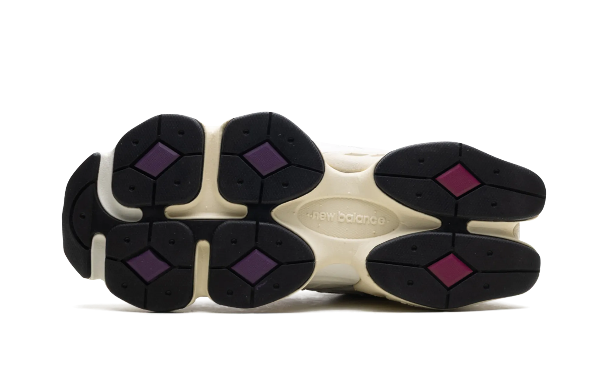 9060 "Magenta" running for cardiovascular health action - themed running wear