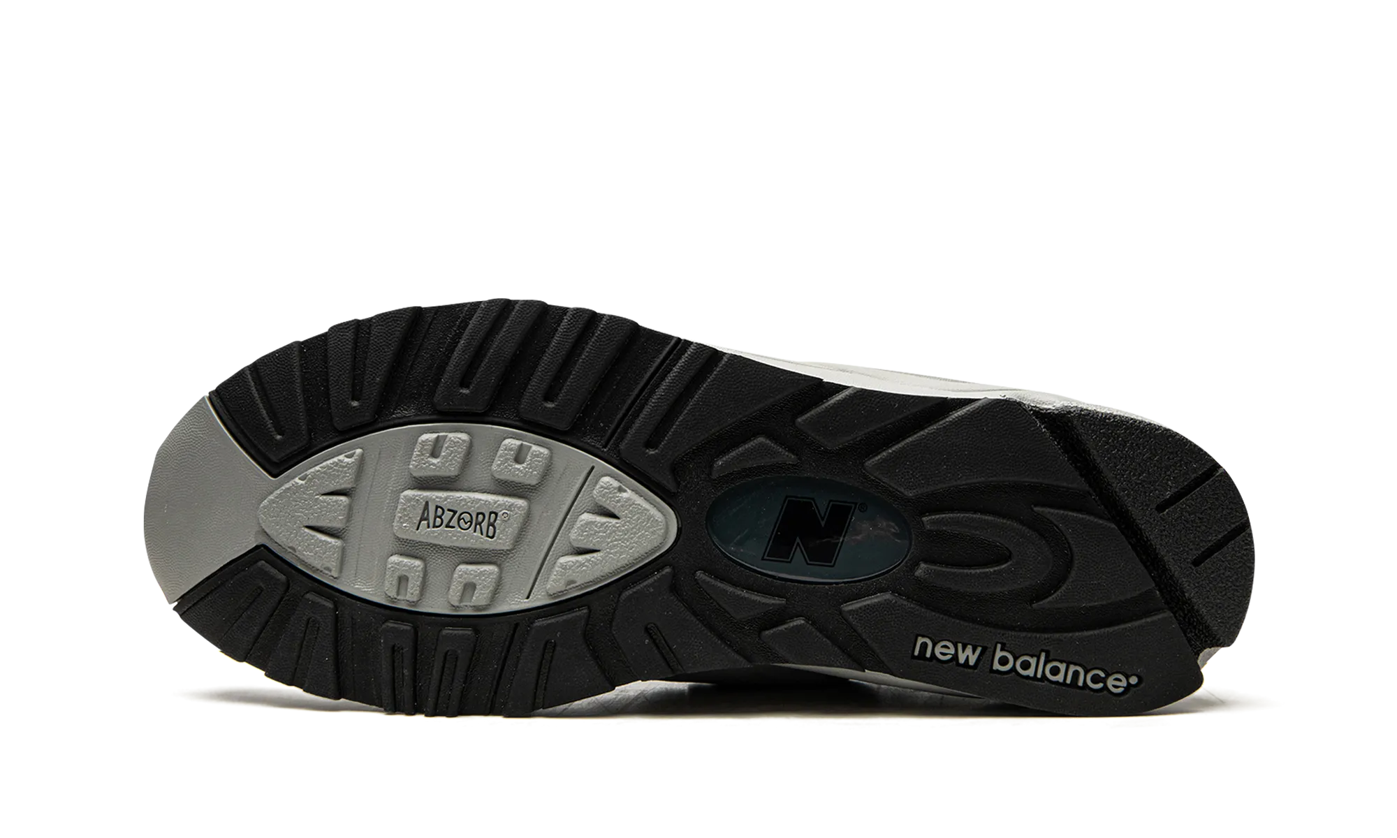 performance - focused 990 V2 "WTAPS - Grey"