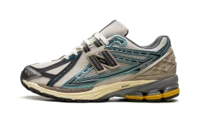 1906R "NEW SPRUCE" Pose Time Classic Shoes