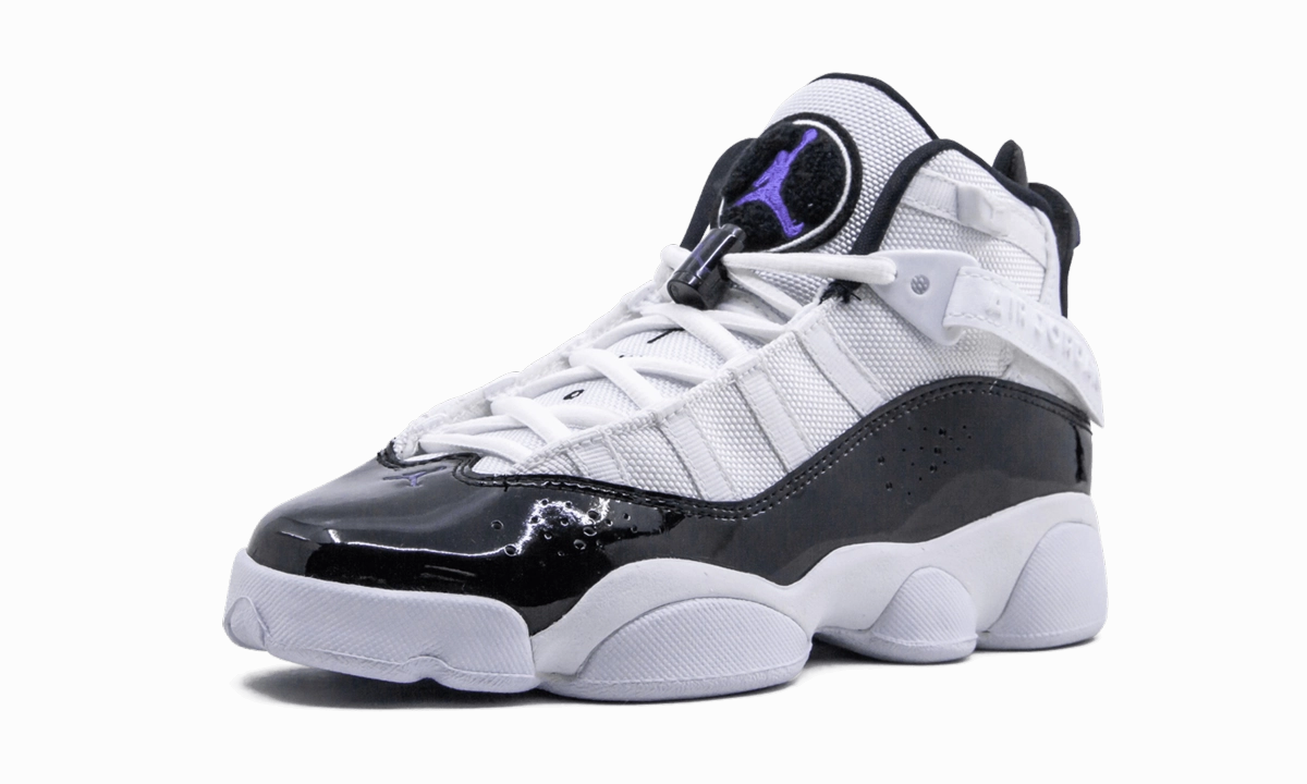 Jordan 6 Rings GS hurdles shoes running in a neighborhood