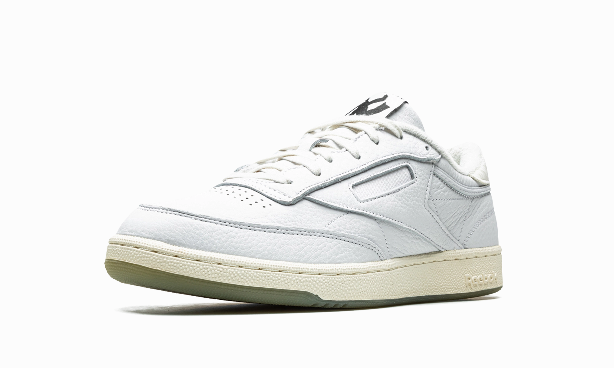 jogging in park walking running shoes Club C 85 "Tyrell Winston"