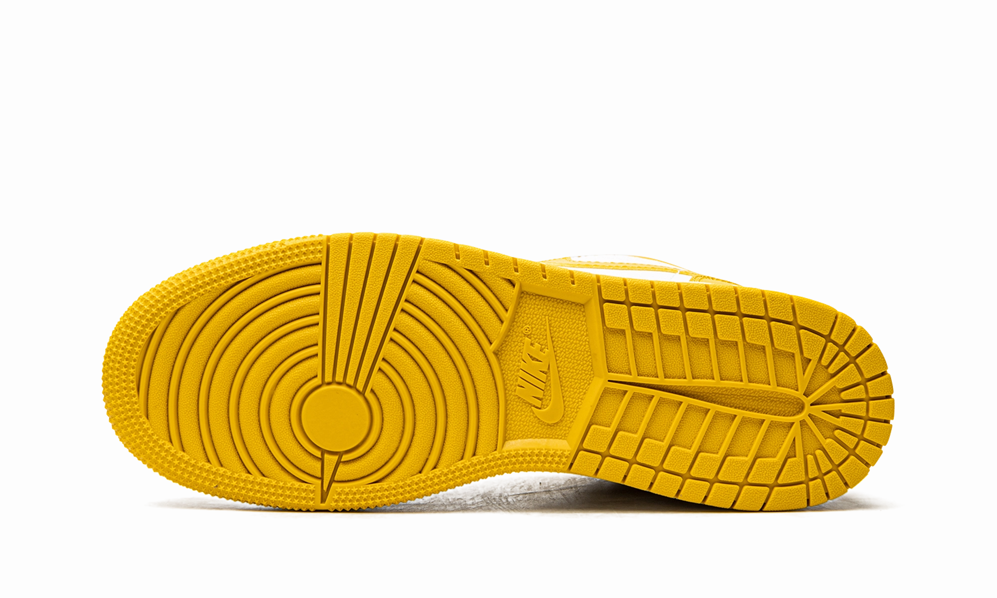 Jordan 1 Low GS "White / Pollen" athletic style Outdoor Explorer