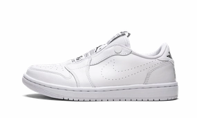 AIR JORDAN 1 RET LO SLIP WMNS "TRIPLE WHITE" Agility Step
