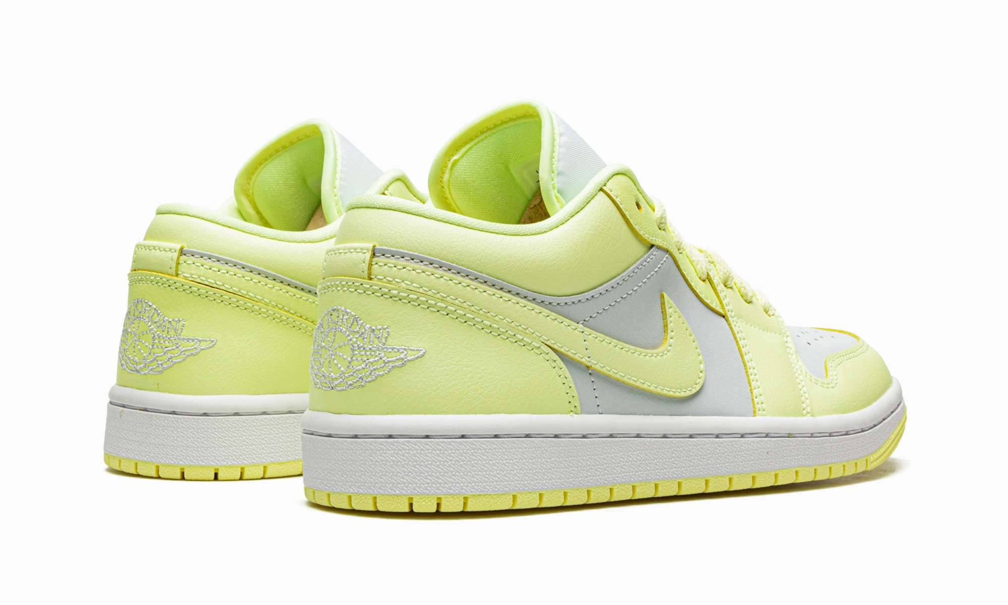 All-day breathability AIR JORDAN 1 LO WMNS "Lemonade"