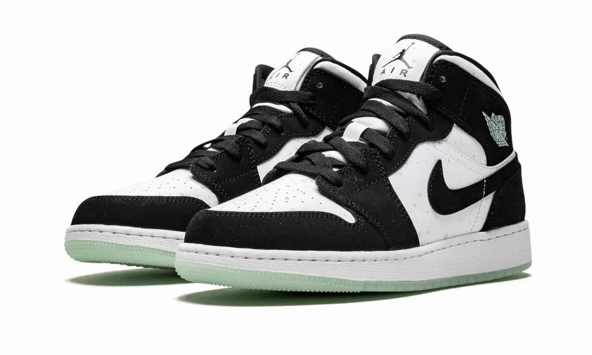 Air Jordan 1 MID SE GS "TEAL TINT" Tread Grip Running Routine