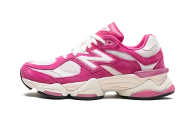 Multi Directional Flexibility running in the humidity shoes 9060 "Pink"