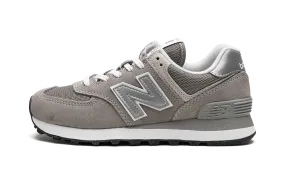 running in dry conditions Comfortable insoles 574 Core WMNS