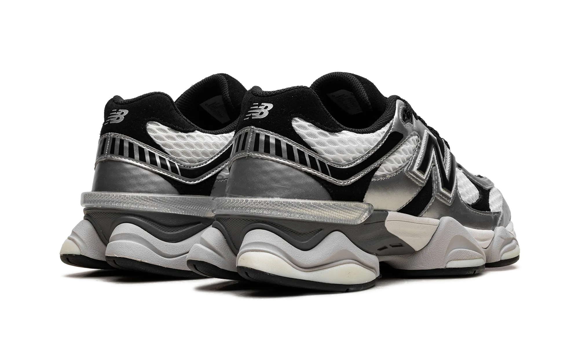 9060 "Shoe Palace Metallic" posture support anti - slip function