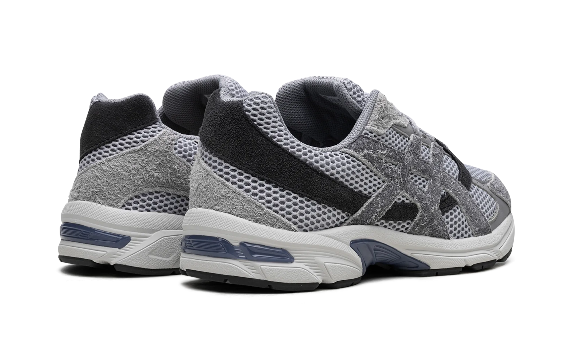 Gel 1130 "Mid Grey / Steel Grey" running on a sand track shoes daily - running companion shoes