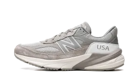 990v6 "WTAPS - Grey" outdoor equipment Energy - Efficient