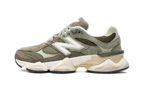 9060 "Dark Camo / Dark Olive / Sandstone" narrow - fit precision toe - hugging