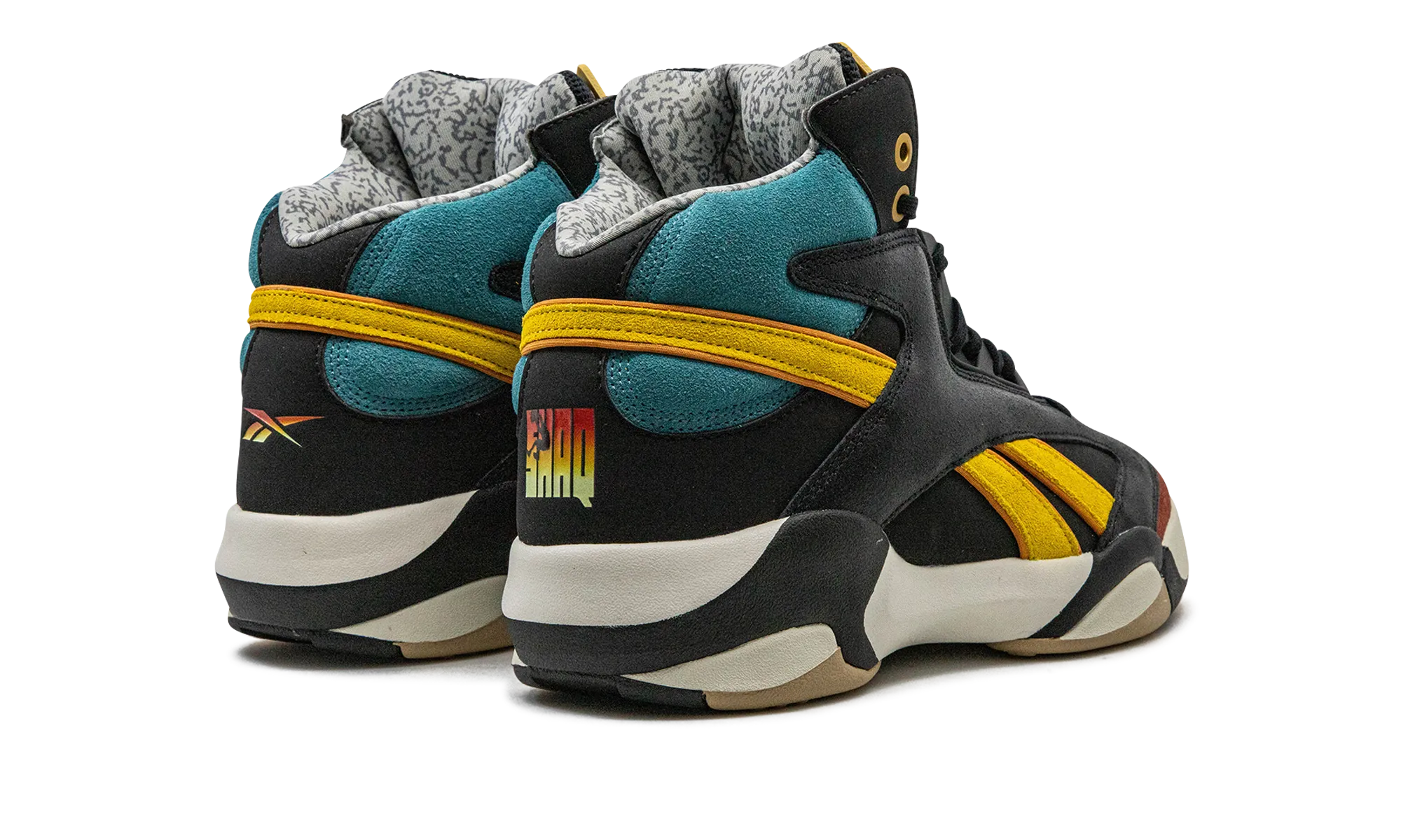 Shaq Attaq "Street Fighter" running with a phone