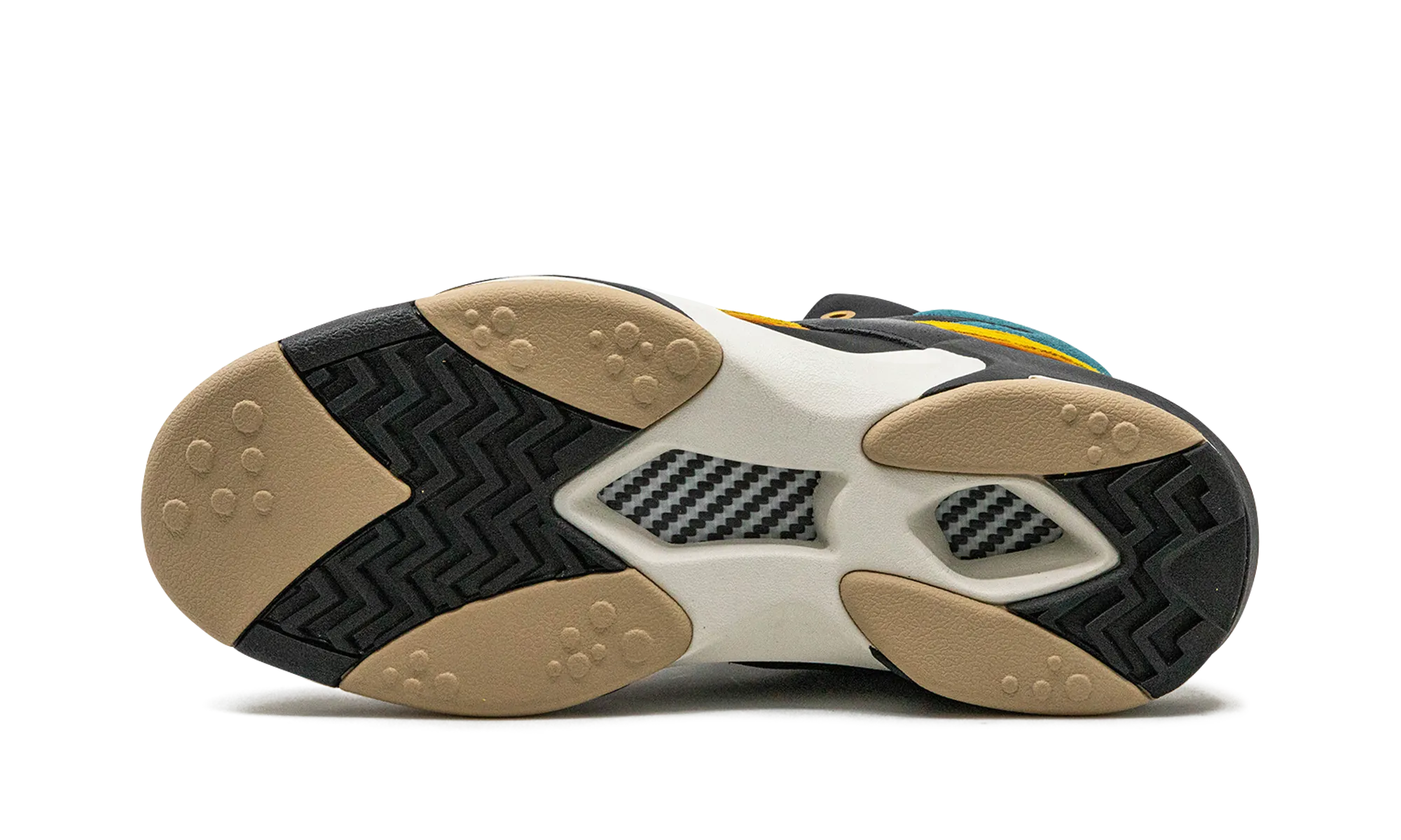 Shaq Attaq "Street Fighter" 5K shoes