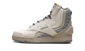 track shoes running in snowy weather BB 4000 II "NASA"