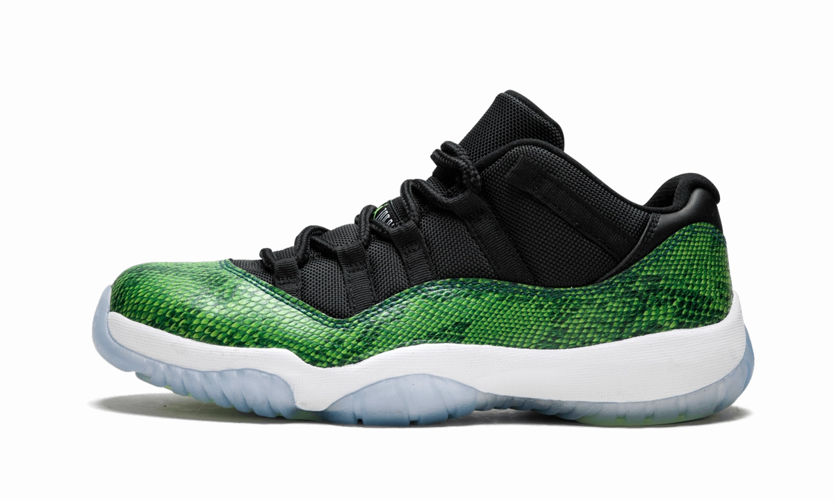 treadmill shoes Air Jordan 11 Retro Low "Nightshade"