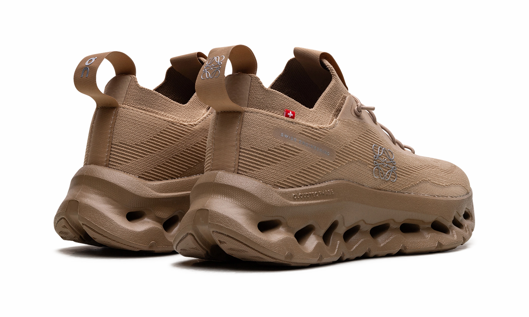 soft - ground shoes international - themed running gear Cloudtilt WMNS "LOEWE Dark Sand"