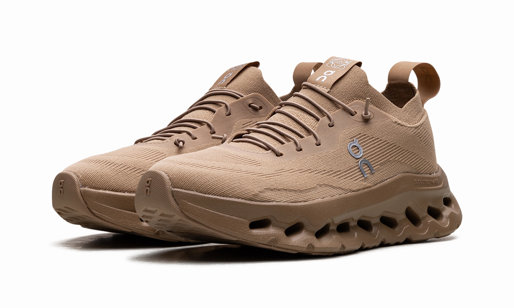 light - weight sole shoes Cloudtilt WMNS "LOEWE Dark Sand"