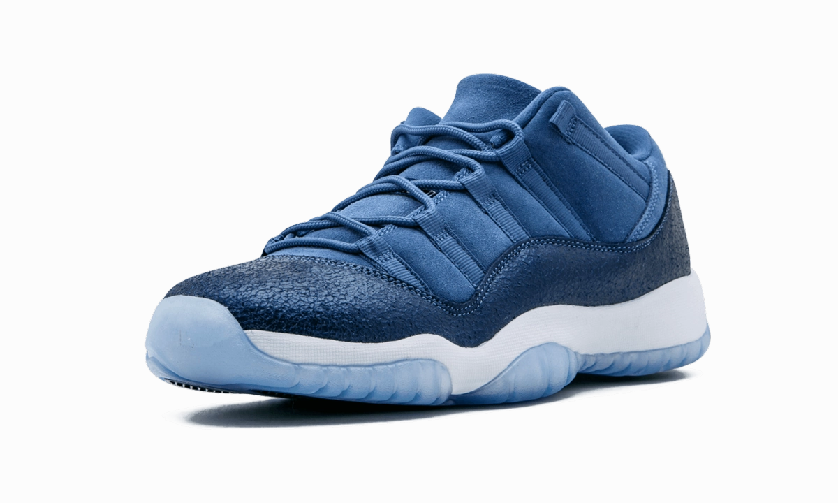 Flexible Footwear Air Jordan 11 Retro Low GS "Blue Moon"