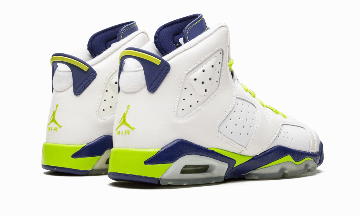 Sprinting Aid running for corporate events Air Jordan 6 Retro GS "Fierce Green"