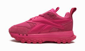 Cardi B Classic Leather WMNS "Pink Fusion" running in coastal areas