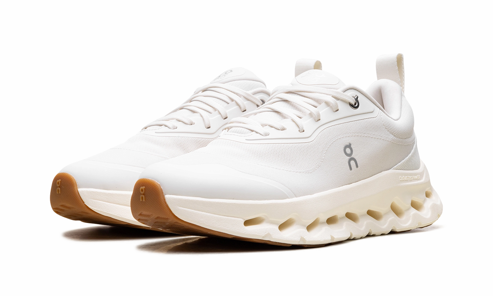 mid - top cut anti - microbial coating shoes Cloudtilt 2 "LOEWE - All White"