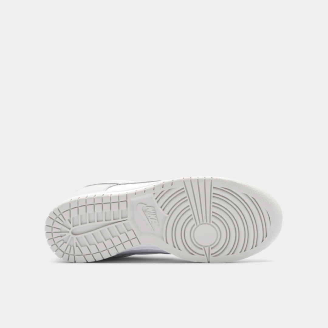 Everyday Shoes practical - elegance NIKE DUNK LOW - GREY FOG