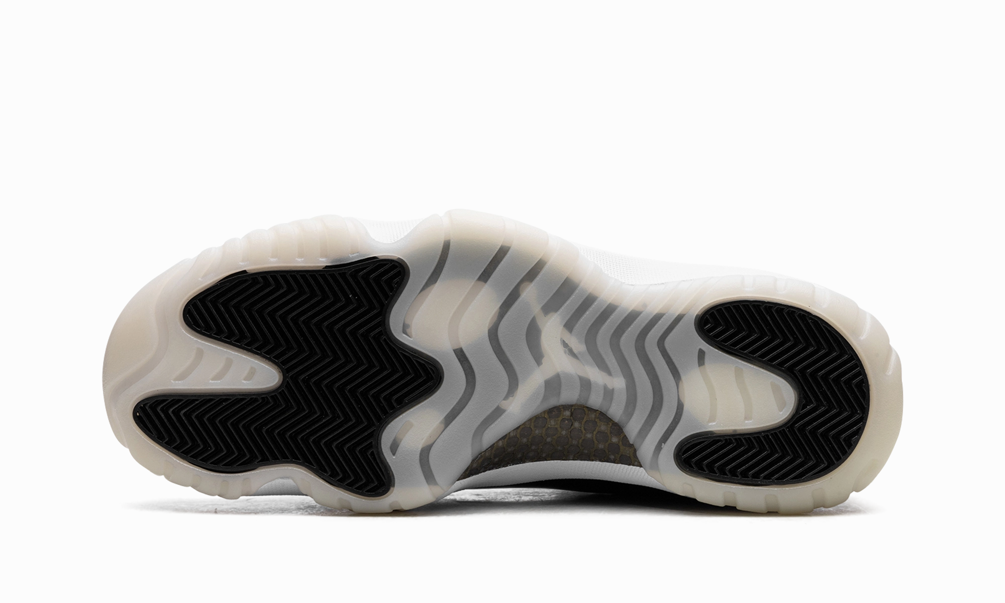 cold - weather shoes ultramarathon running shoes Air Jordan 11 "Gratitude"