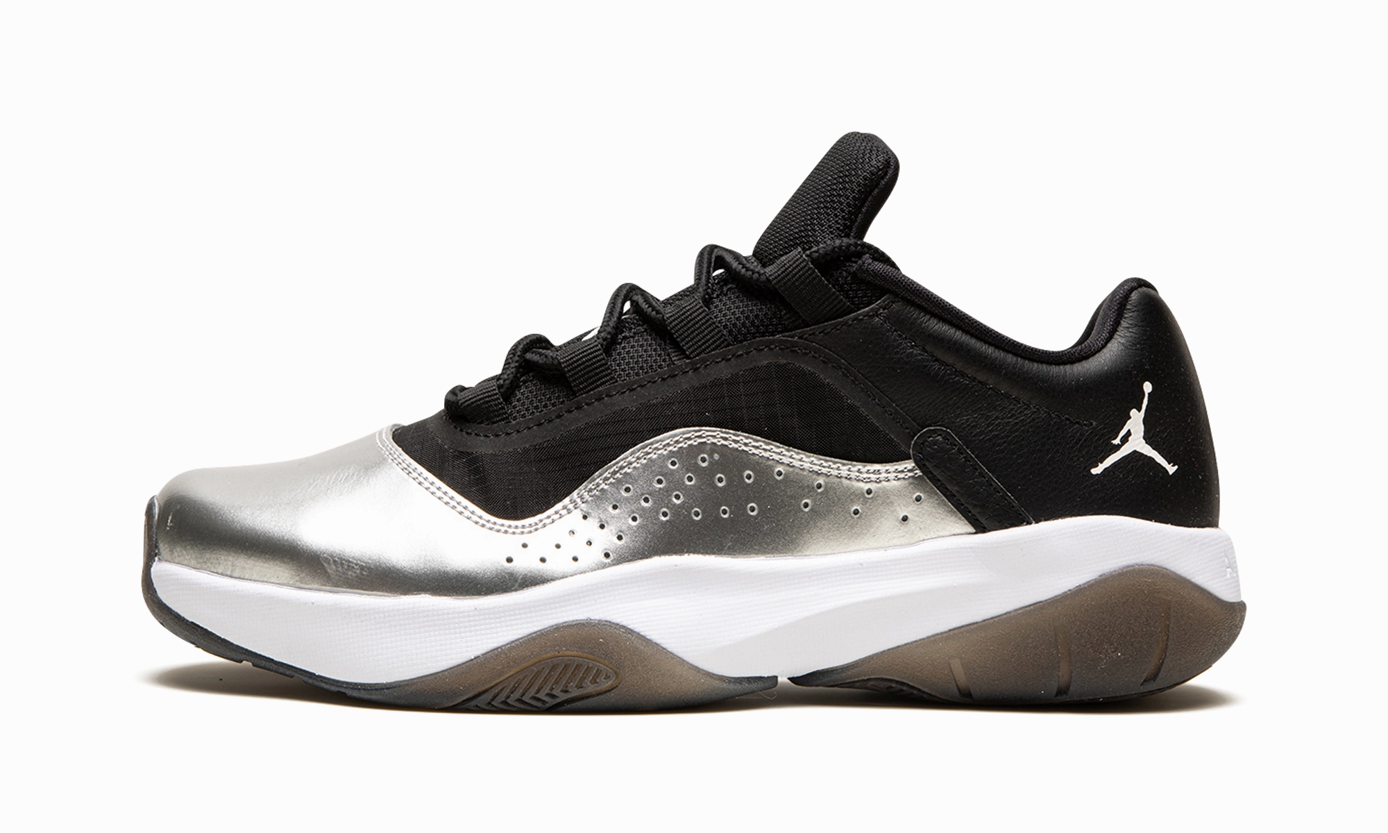 All-Terrain Comfort rhinestone - embellished - design shoes AIR JORDAN 11 CMFT LO WMNS