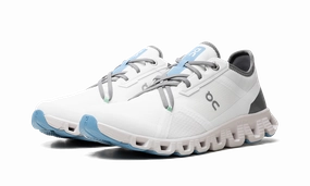 Cloud X 3 AD "Undyed-White/Niagara" Comfortable running in dark colors