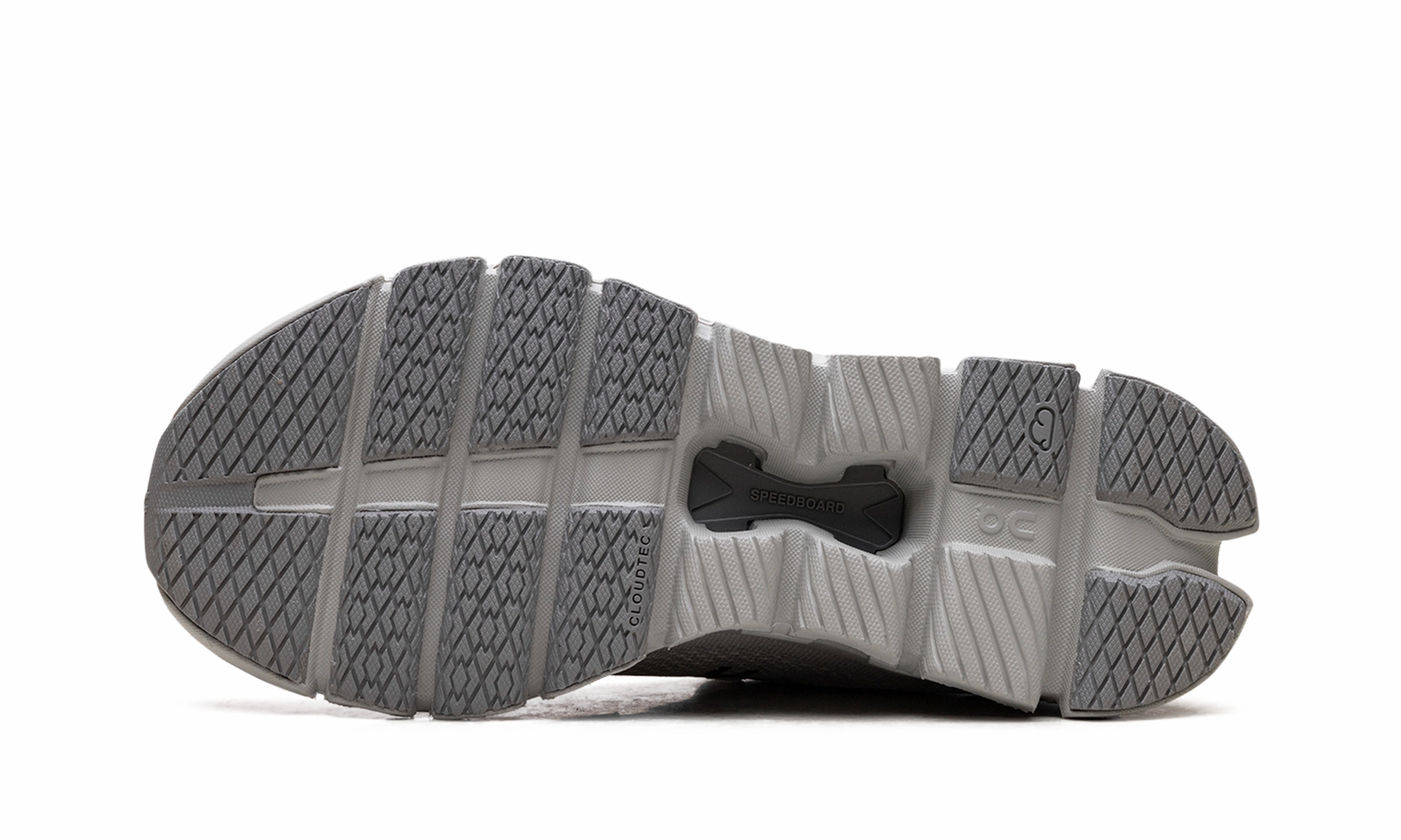 Cloud X 4 AD WMNS "Wolf Alloy" beach running option