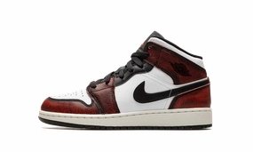 Air Jordan 1 Mid SE GS "Infrared" Weekend Ready Sleek Form