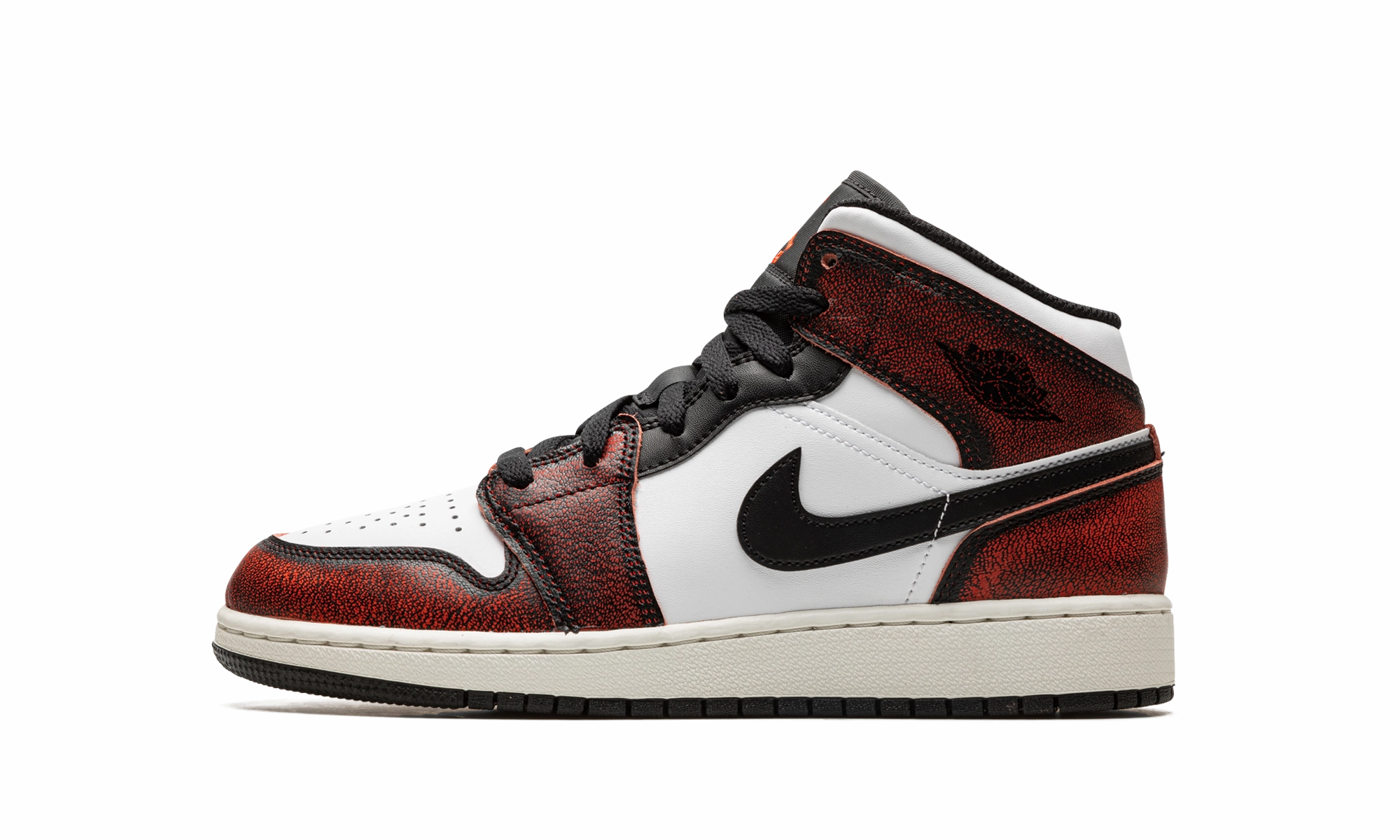 Air Jordan 1 Mid SE GS "Infrared" Weekend Ready Sleek Form