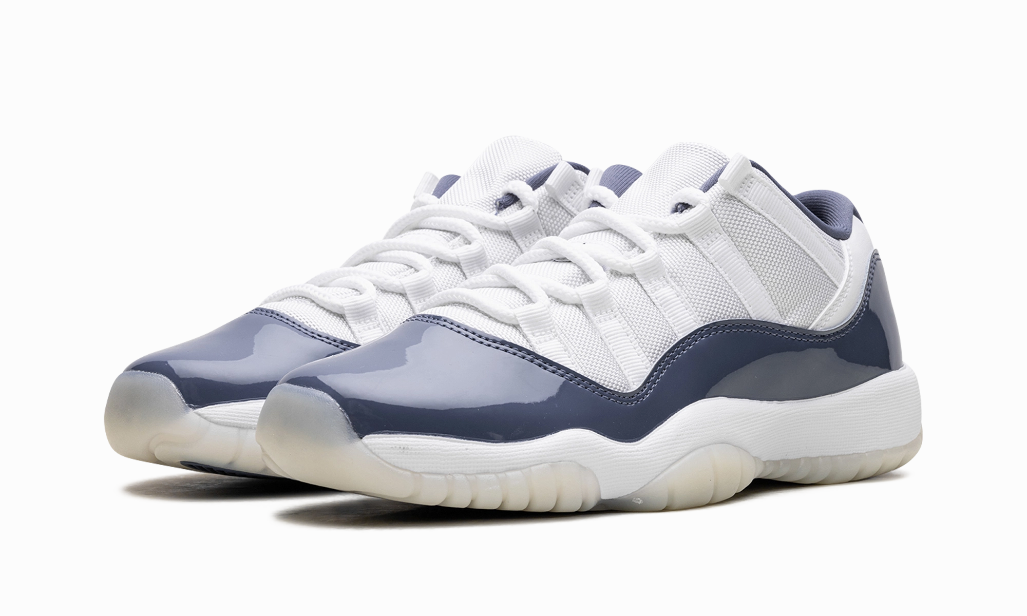 group - run Air Jordan 11 Retro Low GS "Diffused Blue"