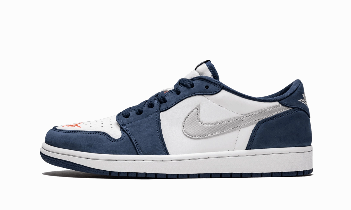 Multi-functional materials Jordan 1 Low SB "Midnight Navy"