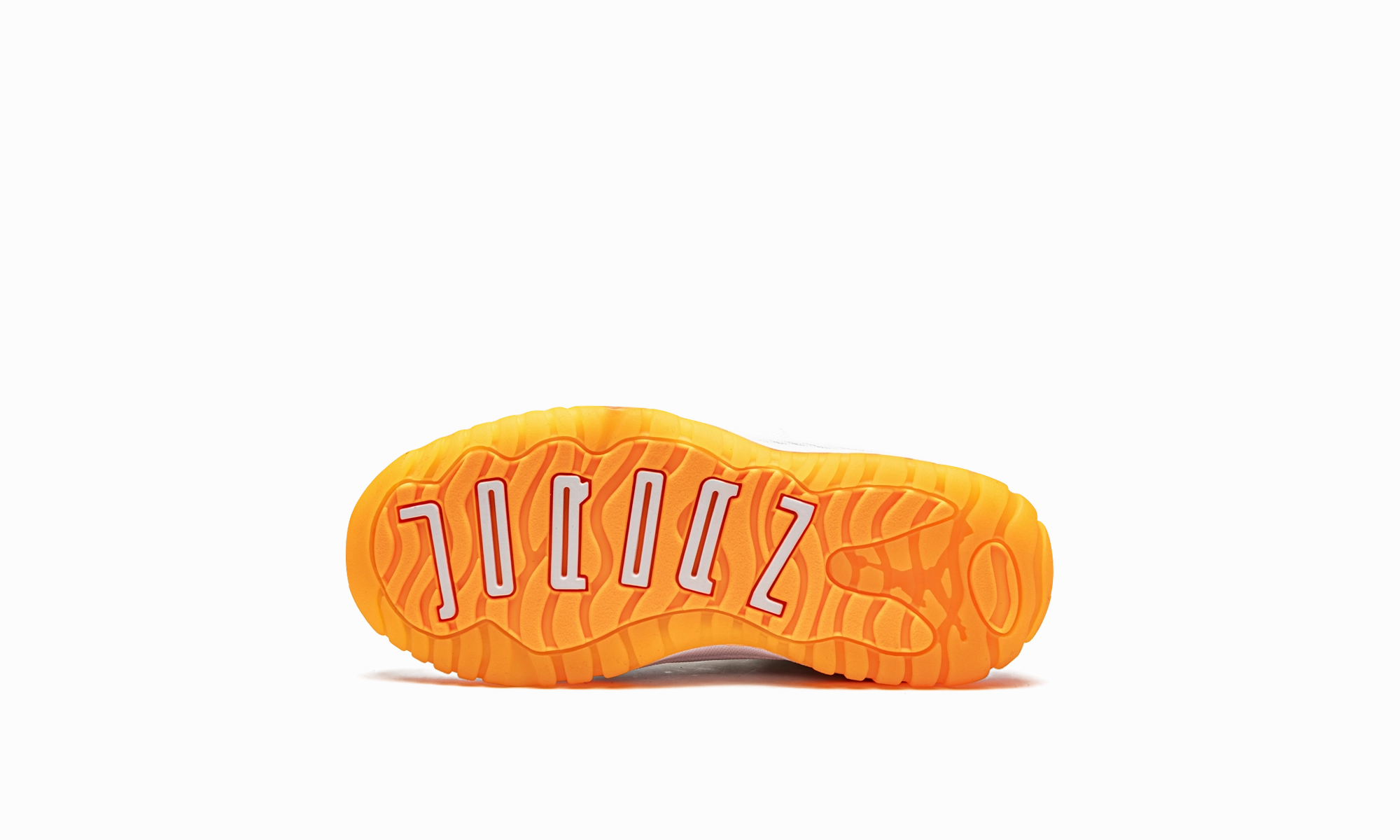 running with a mid - top design city running shoe area Jordan 11 Retro Low PS "Bright Citrus"