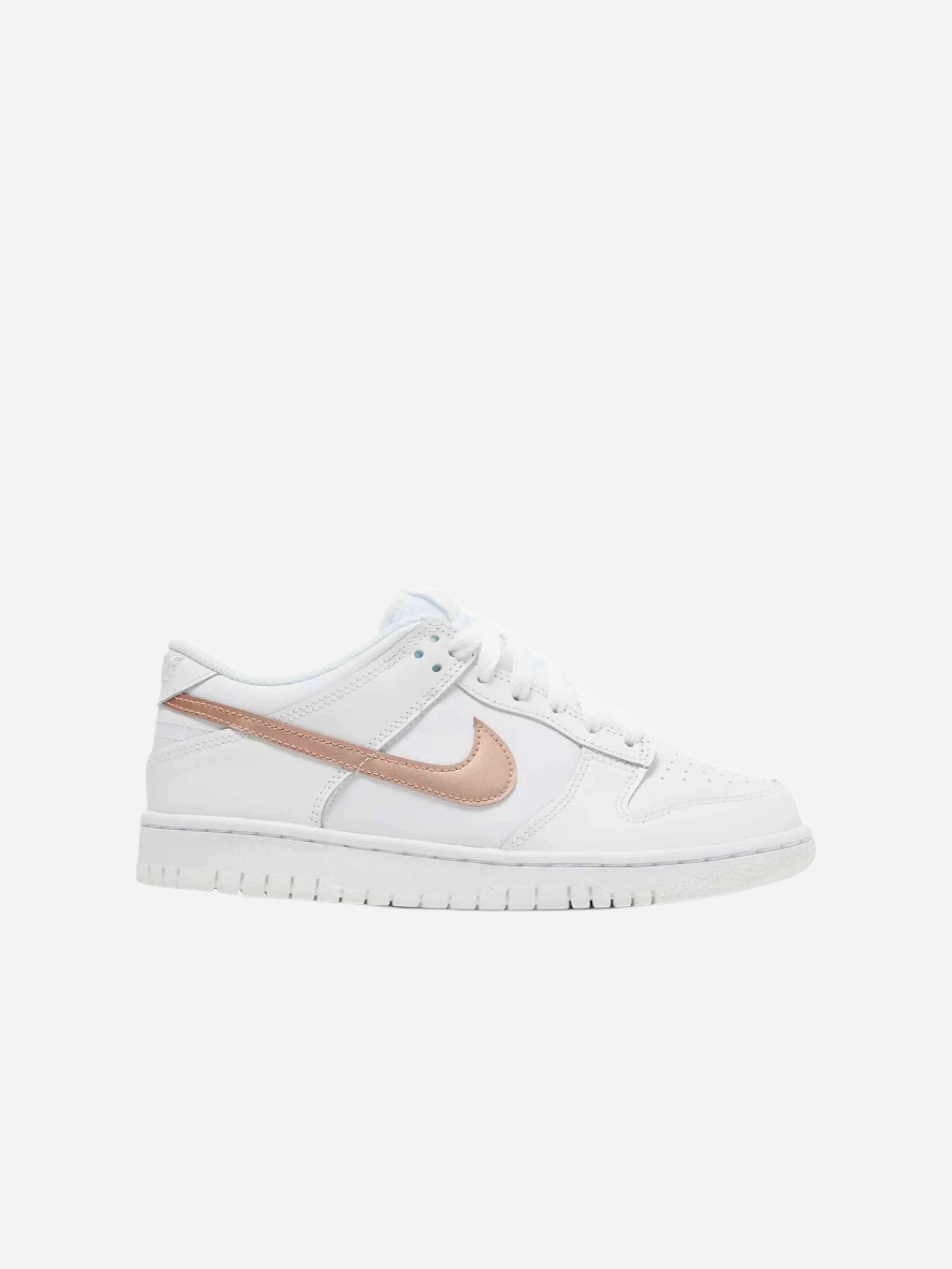 Nike Dunk Low White Pink (GS) running in the cold