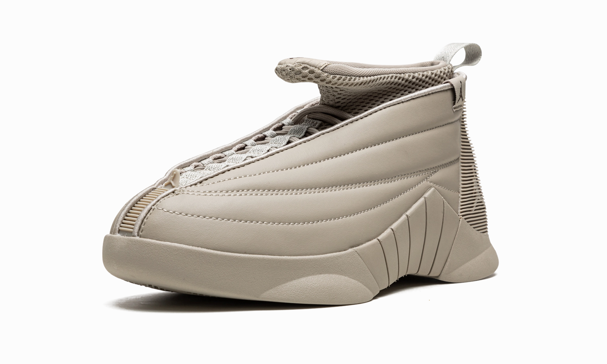 AIR JORDAN 15 RETRO WMNS "Billie Eilish" Plush Touch Sculpted stability