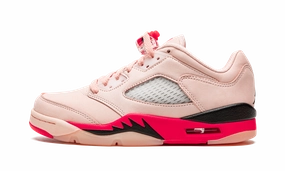 AIR JORDAN 5 LO WMNS "Arctic Pink" hot - weather shoes running in an airport area shoes