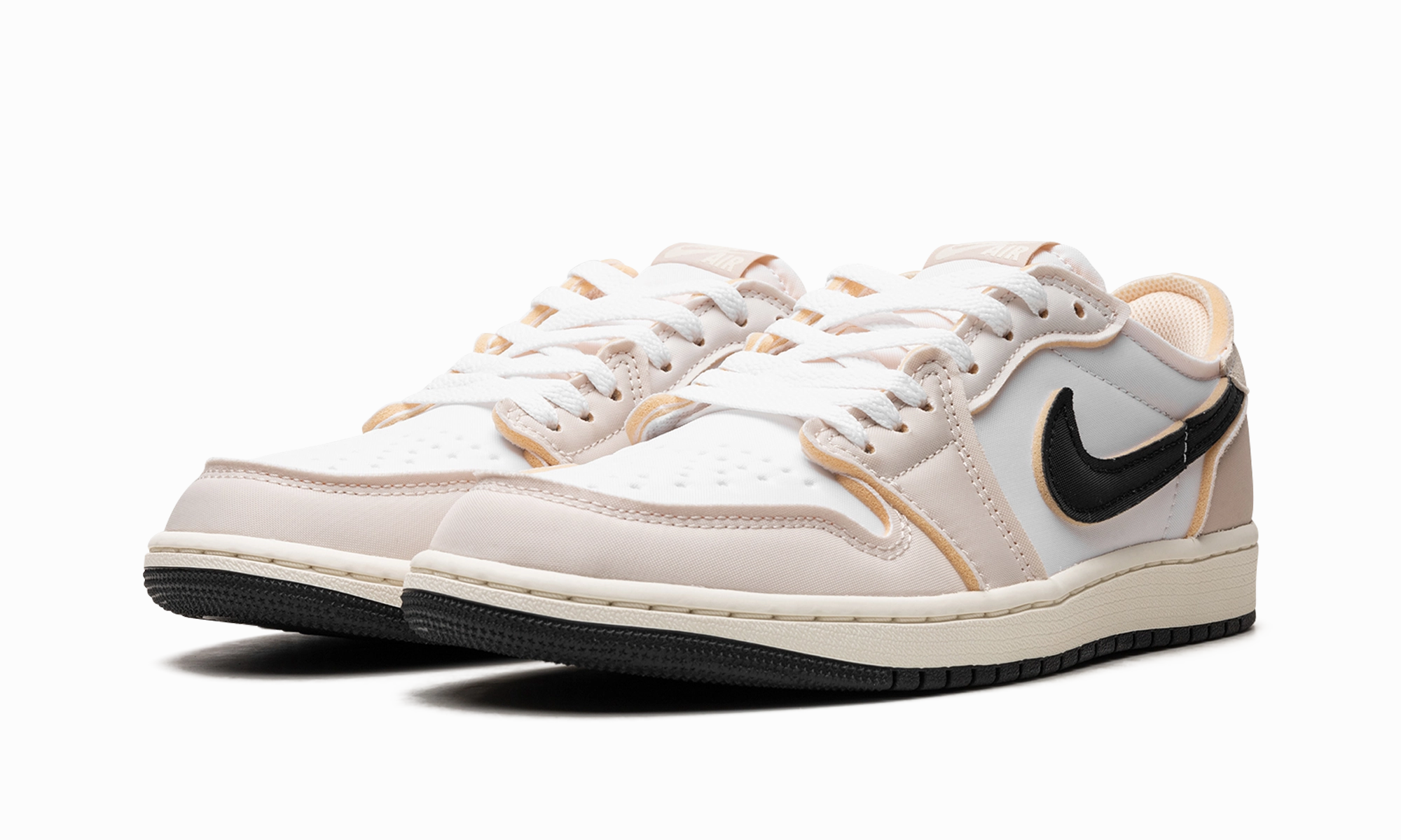 Padded look Lifestyle Athlete Air Jordan 1 Low OG EX "Coconut Milk"