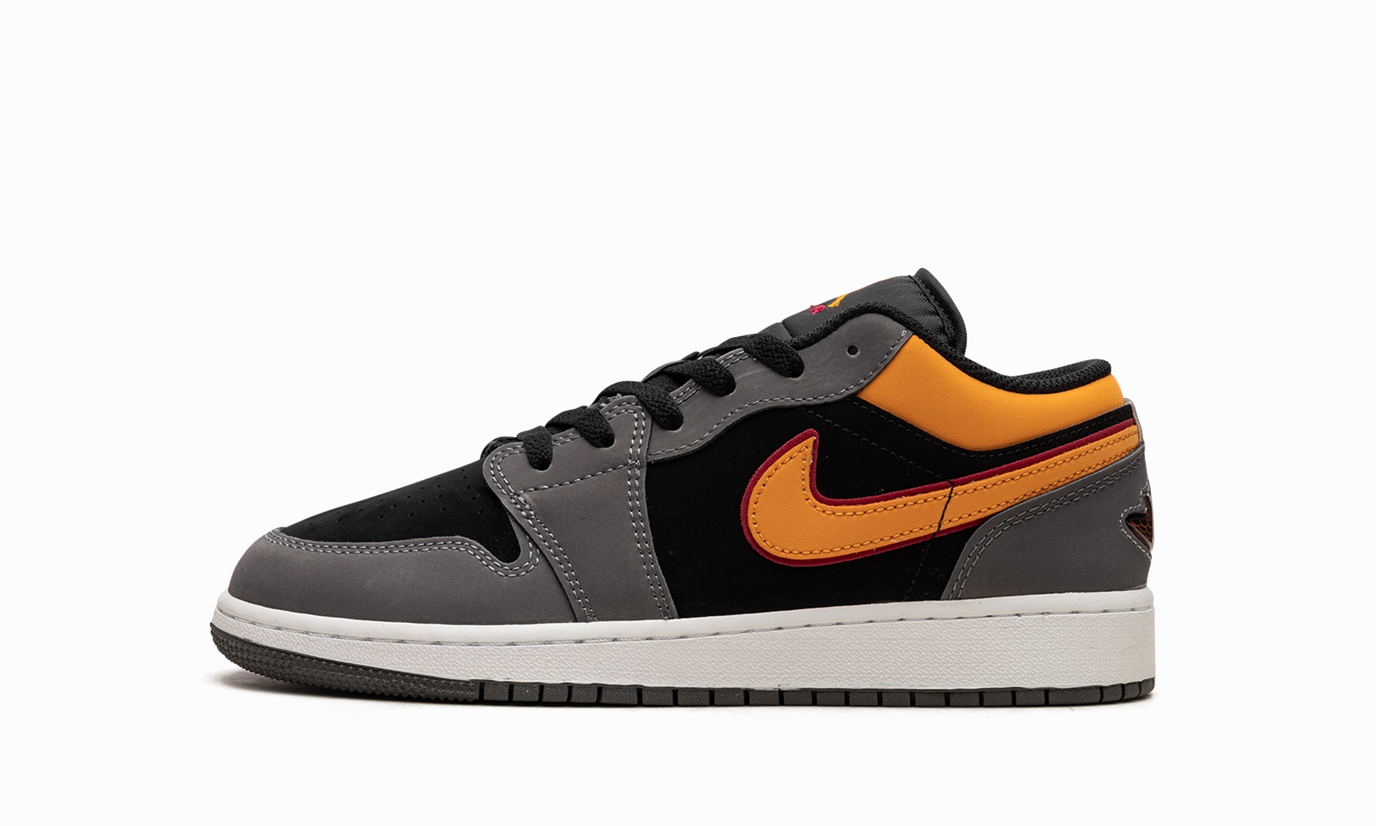 Air Jordan 1 Low SE GS "Vivid Orange" Reinforced toe Action Ready
