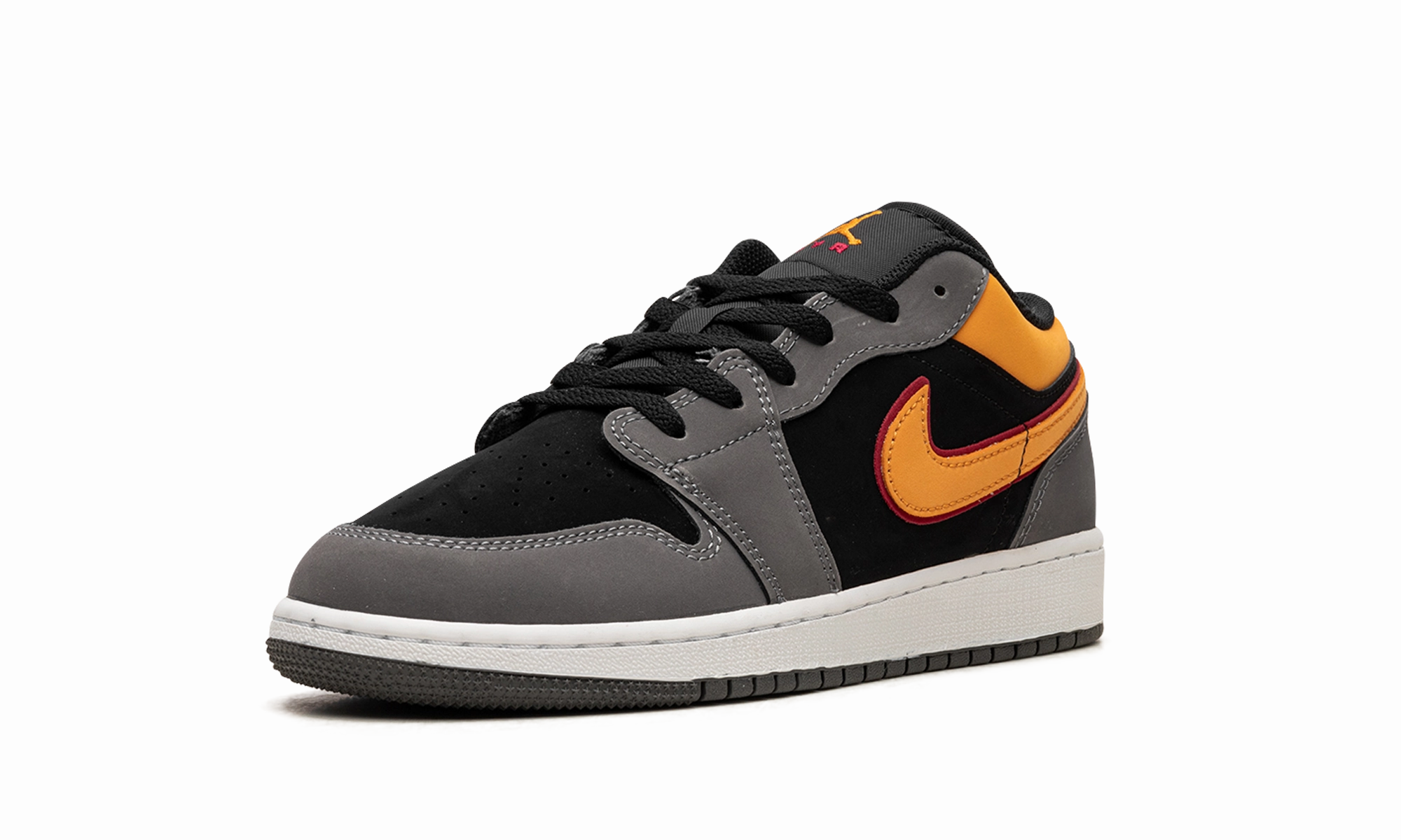 Air Jordan 1 Low SE GS "Vivid Orange" Foot Fresh Smooth Performance