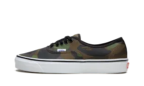 Comfortable Fit Shoes Bush Hike Authentic 44 Dx "BAPE - First Camo"