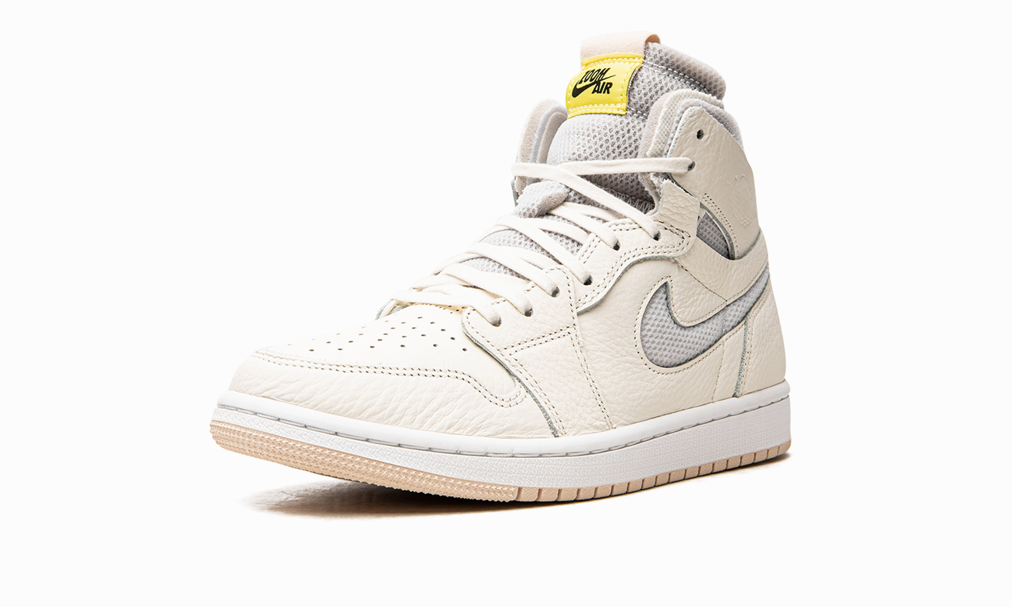 Timeless Chic Lace Secure AIR JORDAN 1 ZOOM CMFT WMNS "Pearl White"