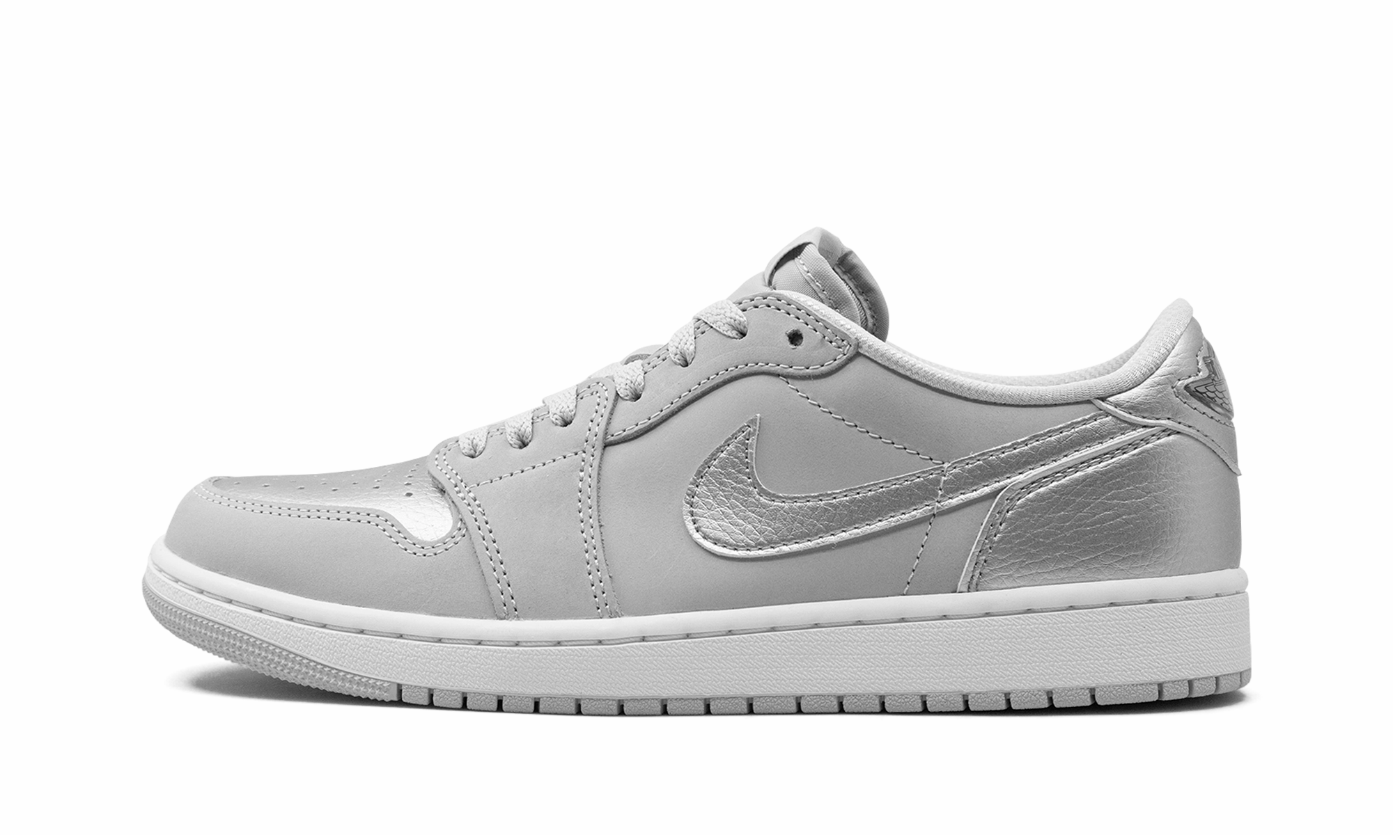 Fit Ready Air Jordan 1 "Metallic Silver"