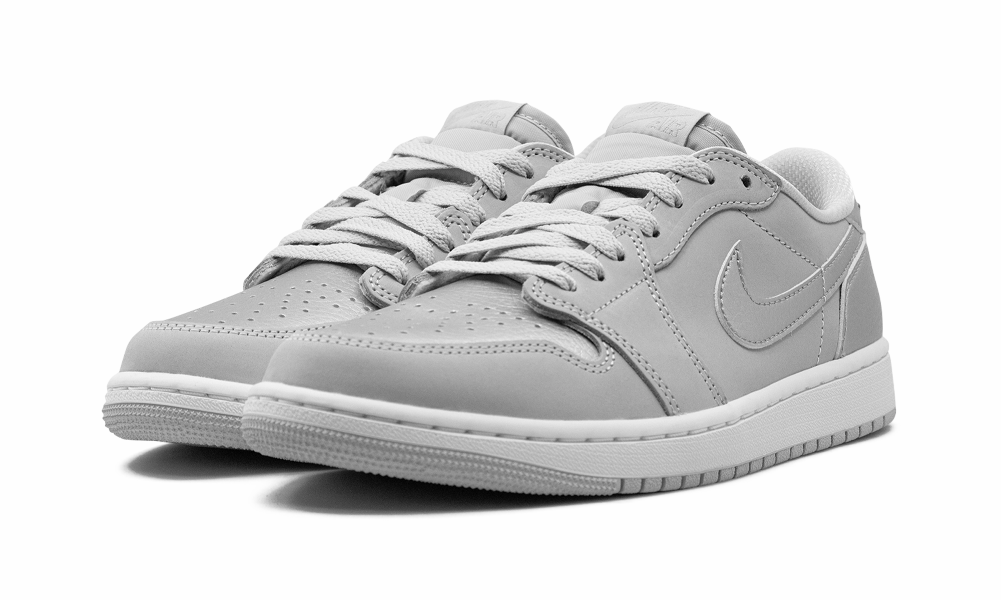Air Jordan 1 "Metallic Silver" Cool Finish