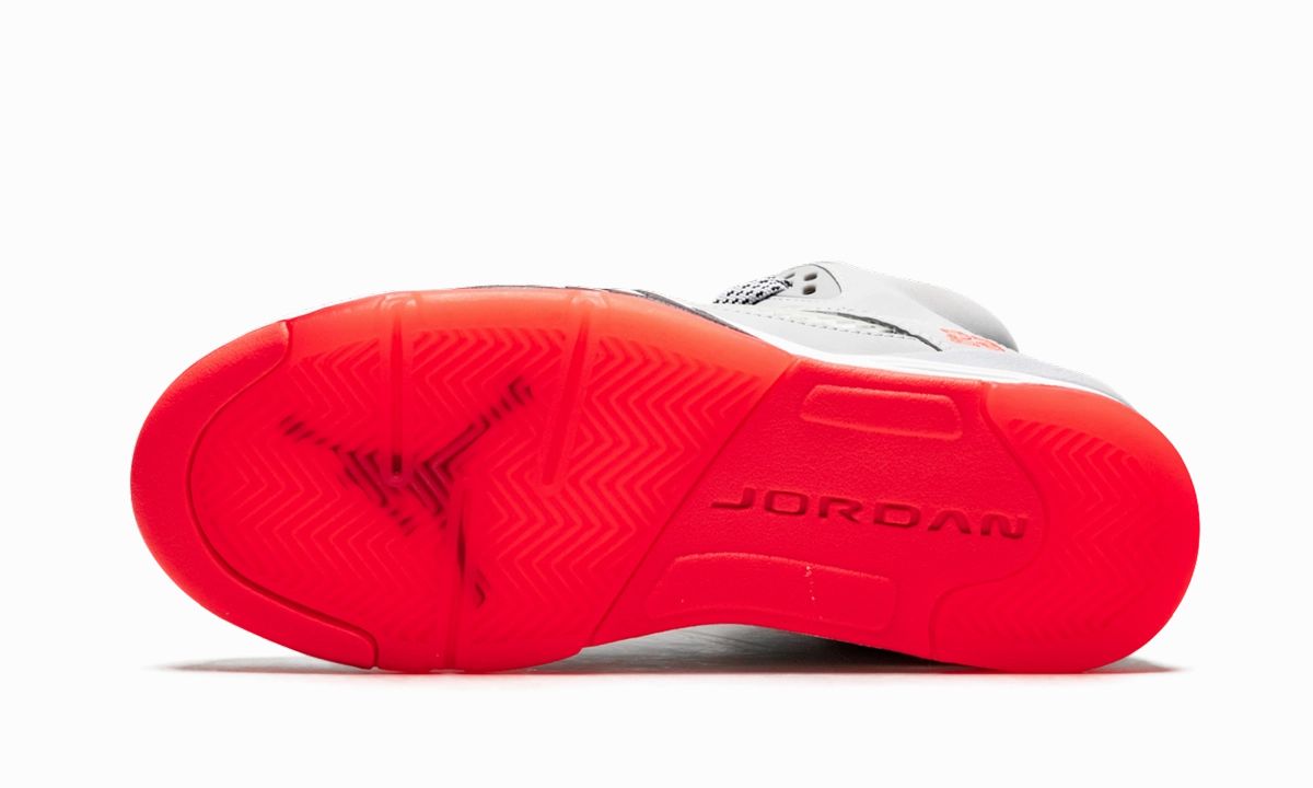 water - resistant running option toe box support Air Jordan 5 Retro GS "Hot Lava"