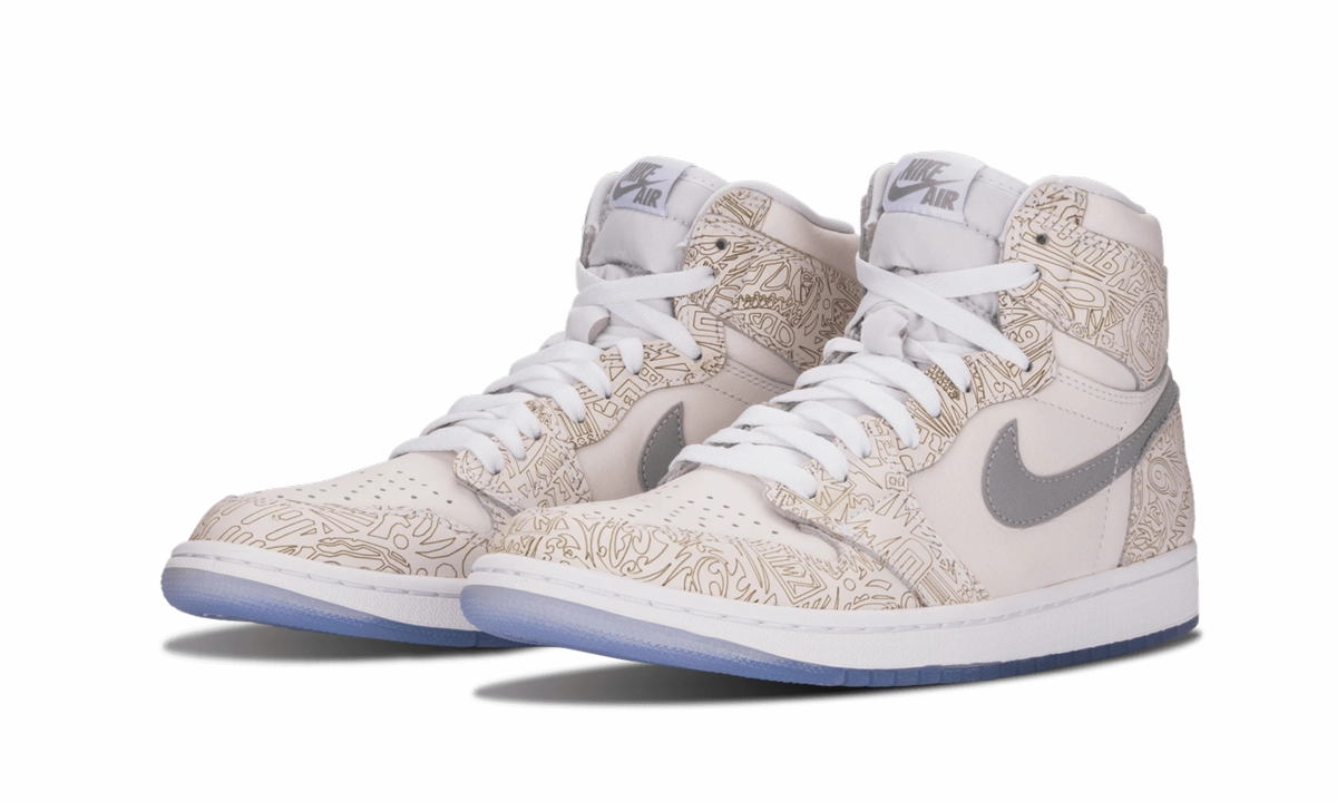 Air Jordan 1 Retro Hi OG "Laser" Vibrant sole Timeless Look